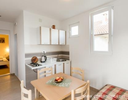 Apartmani Nadja, Magán szállás a községben Bijela, Montenegró